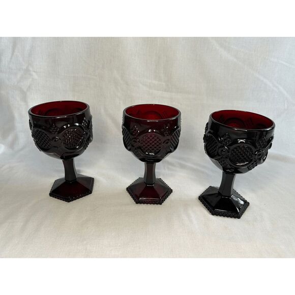Avon 1876 Cape Cod Ruby Red Wine Glass Set of Three - Picture 4 of 5